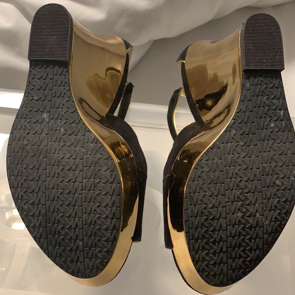 Michael Kors wedge - Picture 3 of 3